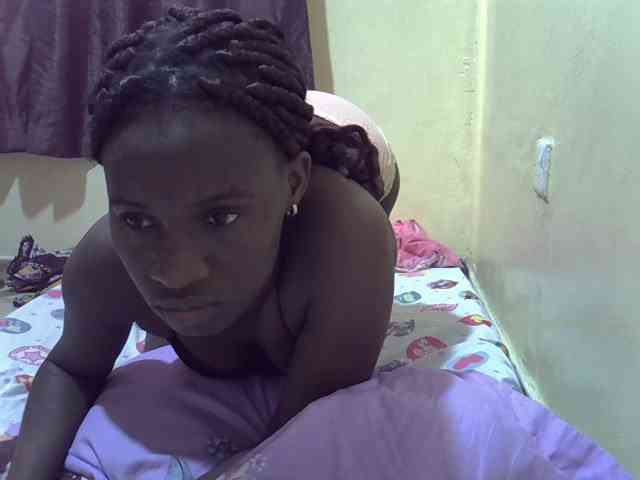 sexxy-maya1 webcam