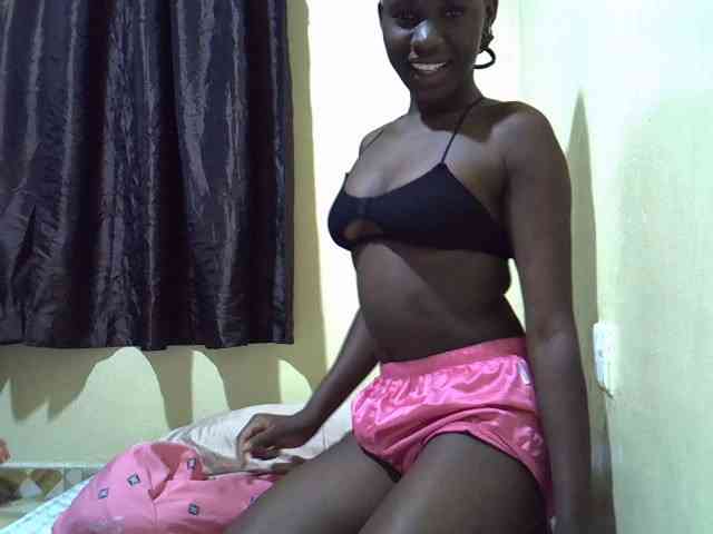 sexxy-maya1 webcam