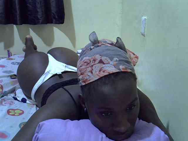sexxy-maya1 webcam