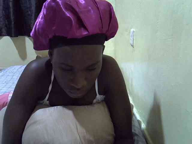 sexxy-maya1 webcam