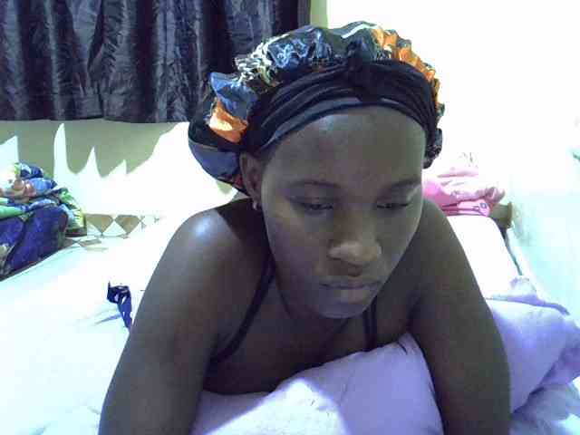 sexxy-maya1 webcam