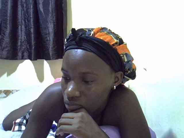 sexxy-maya1 webcam