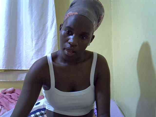 sexxy-maya1 webcam