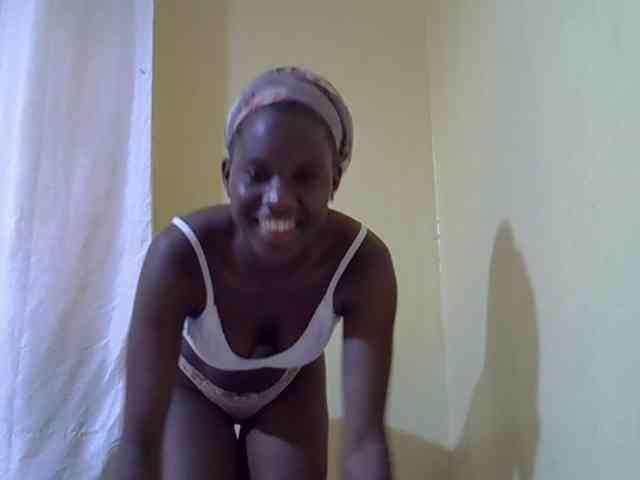 sexxy-maya1 webcam