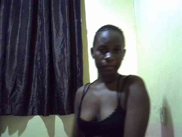 sexxy-maya1 webcam