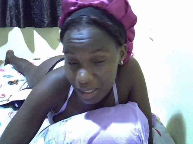 sexxy-maya1 webcam