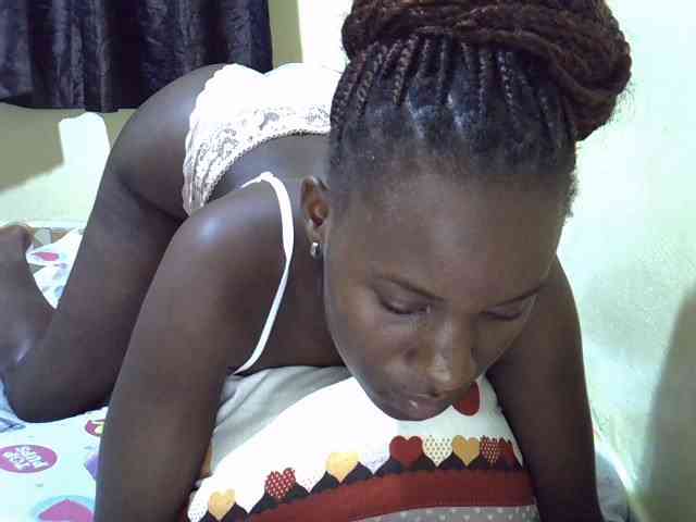 sexxy-maya1 webcam