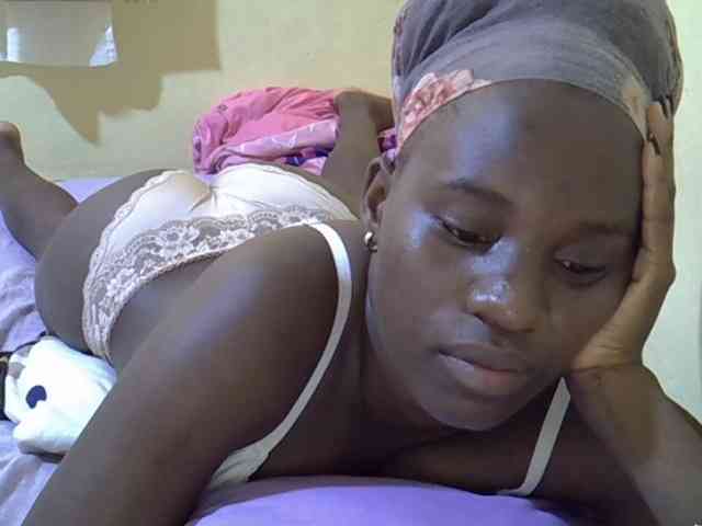 sexxy-maya1 webcam