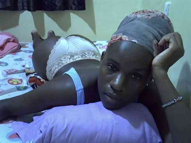sexxy-maya1 webcam