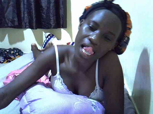 sexxy-maya1 webcam