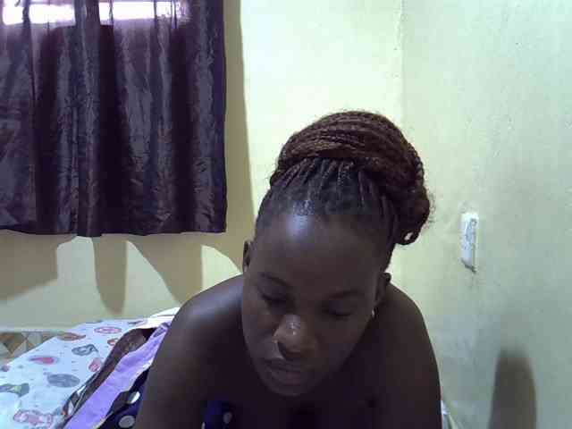 sexxy-maya1 webcam