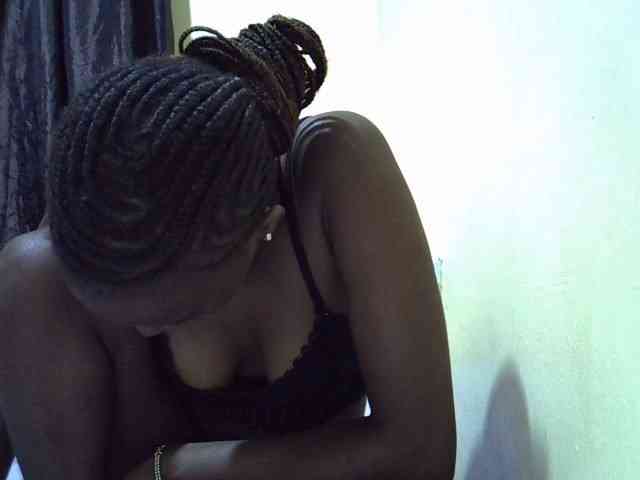 sexxy-maya1 webcam