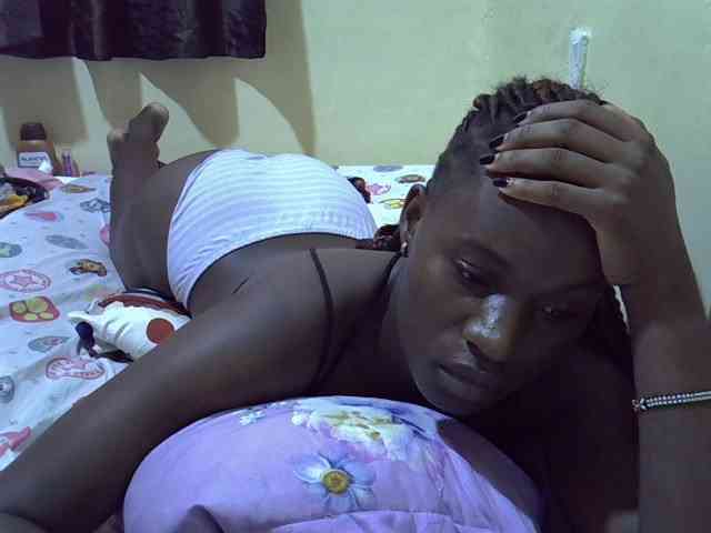 sexxy-maya1 webcam