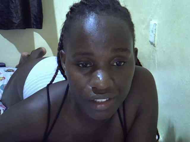 sexxy-maya1 webcam