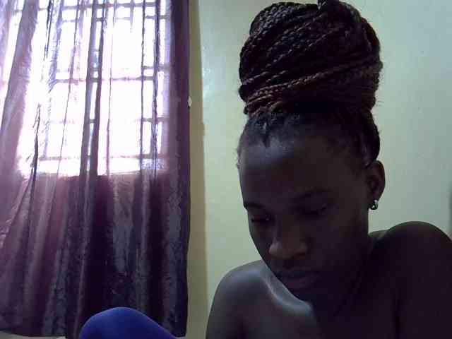 sexxy-maya1 webcam