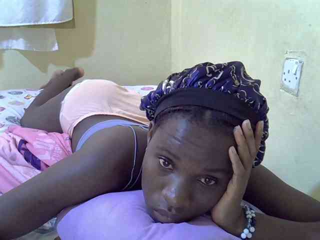 sexxy-maya1 webcam