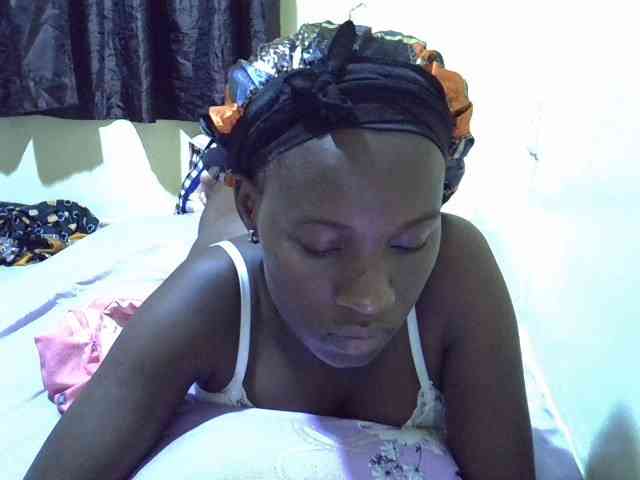 sexxy-maya1 webcam