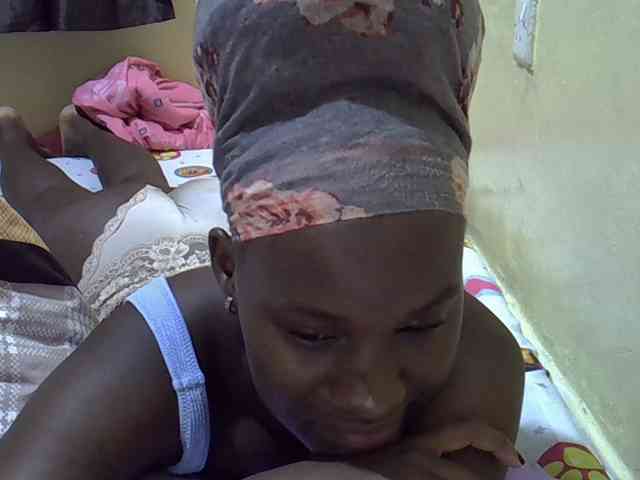 sexxy-maya1 webcam