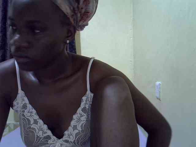 sexxy-maya1 webcam