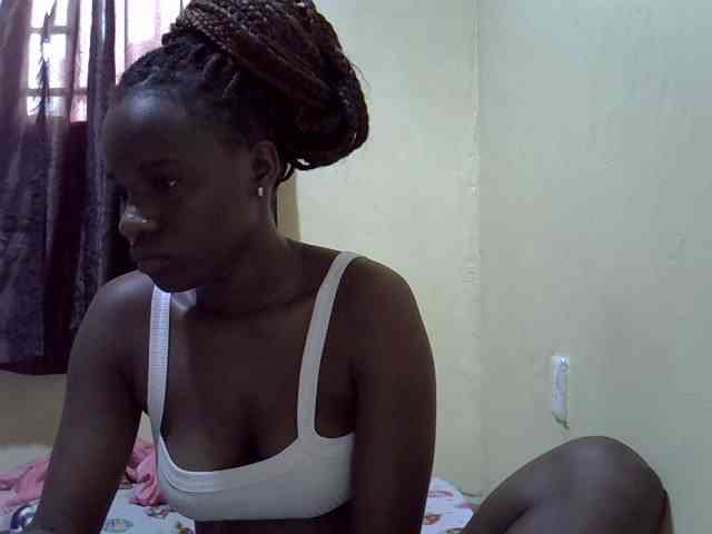 sexxy-maya1 webcam