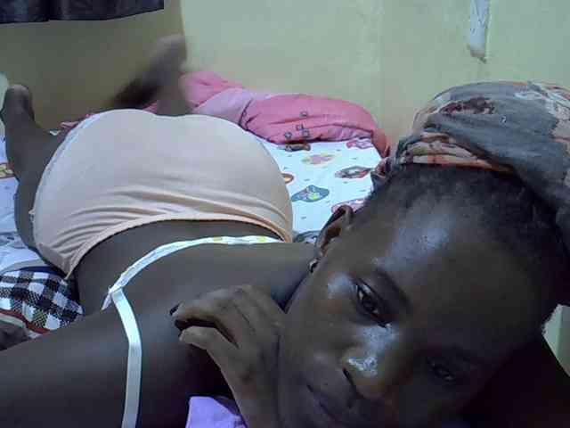 sexxy-maya1 webcam