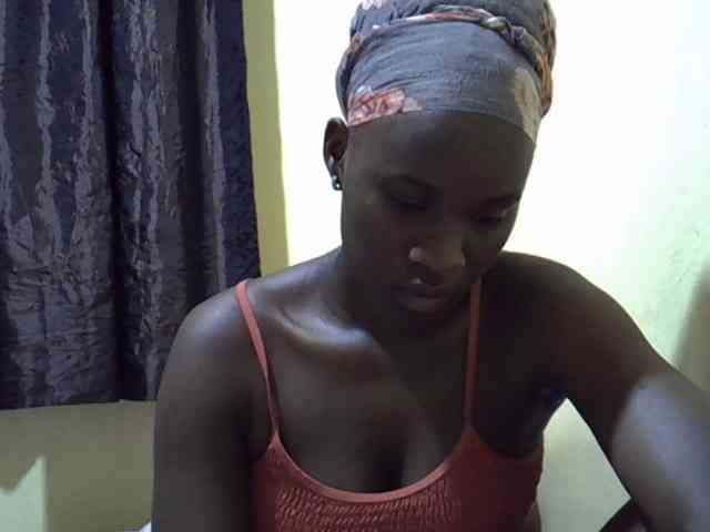 sexxy-maya1 webcam