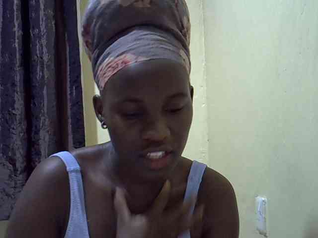 sexxy-maya1 webcam