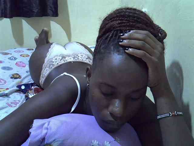 sexxy-maya1 webcam