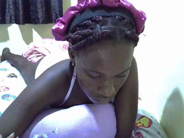 sexxy-maya1 webcam