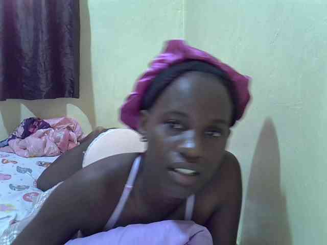 sexxy-maya1 webcam