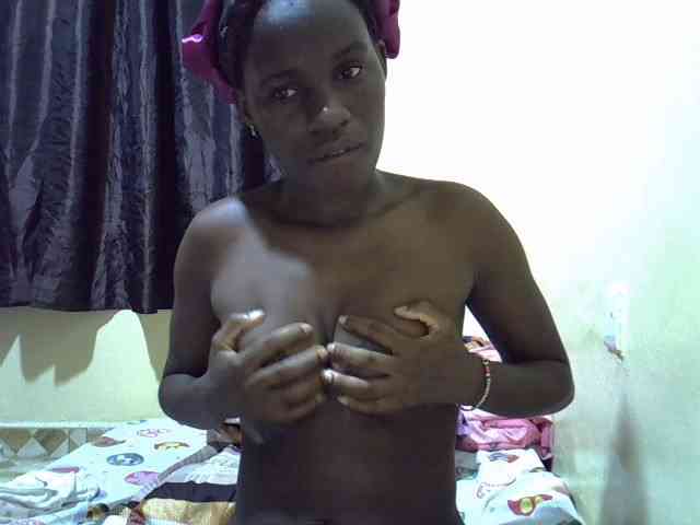 sexxy-maya1 webcam