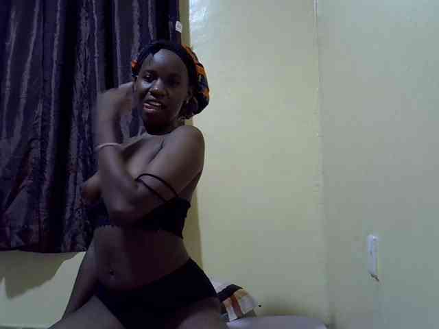 sexxy-maya1