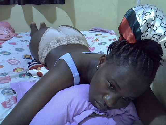 sexxy-maya1 webcam