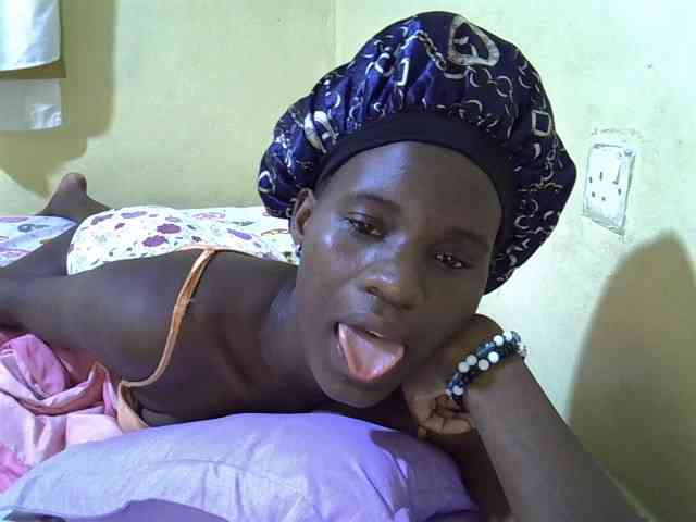 sexxy-maya1 webcam