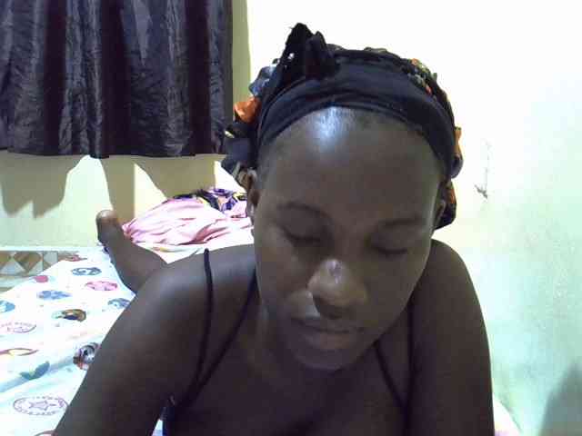 sexxy-maya1 webcam