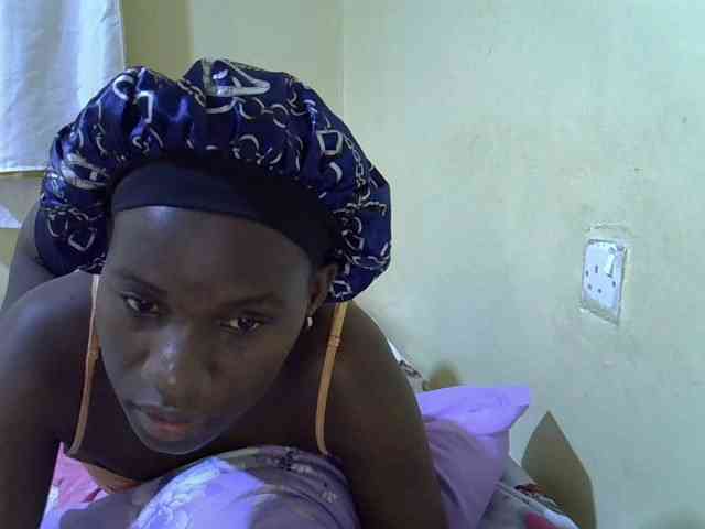 sexxy-maya1 webcam