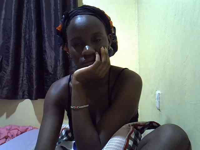 sexxy-maya1 webcam