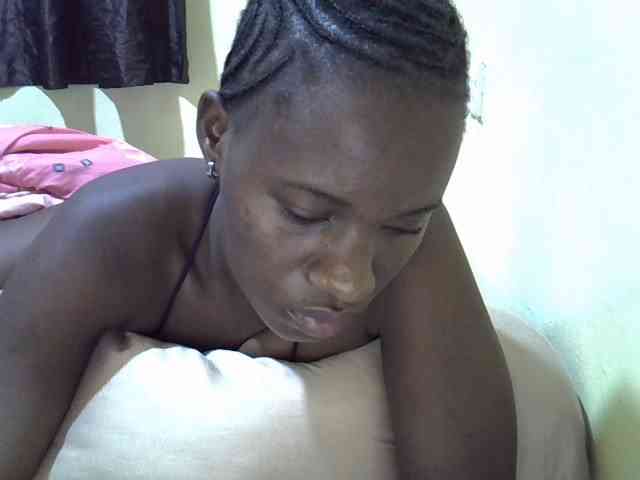 sexxy-maya1 webcam