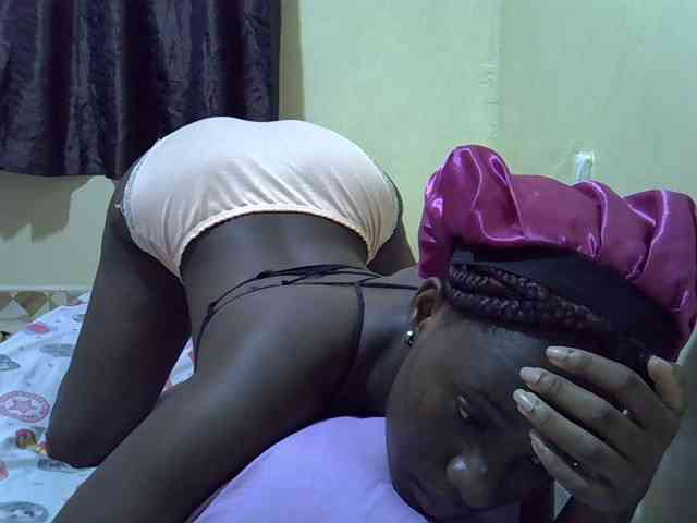 sexxy-maya1 webcam