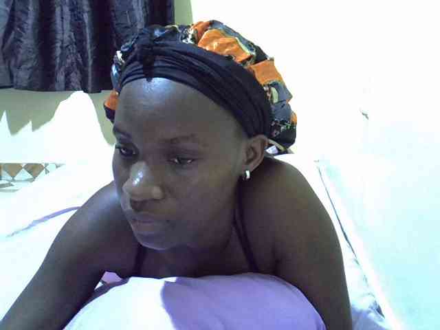 sexxy-maya1 webcam