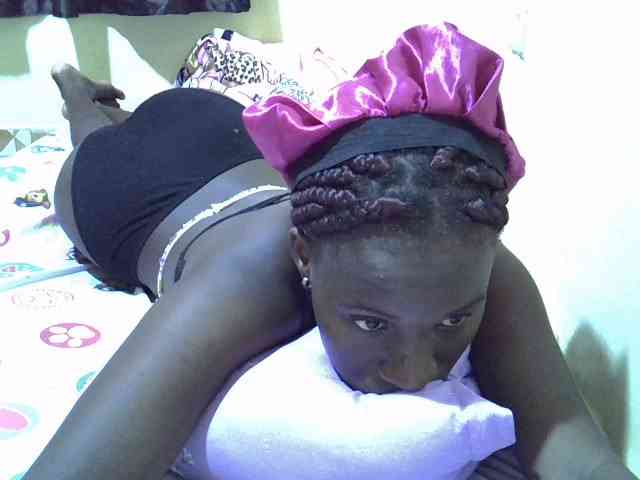 sexxy-maya1 webcam
