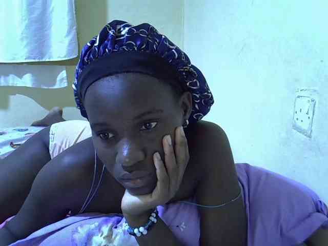 sexxy-maya1 webcam