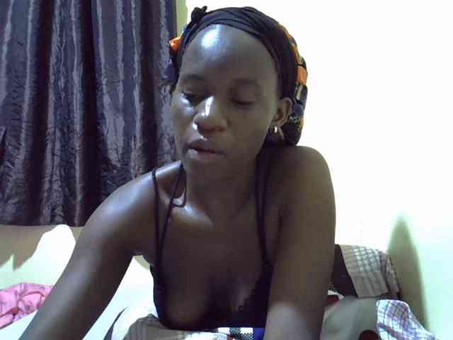 sexxy-maya1 webcam