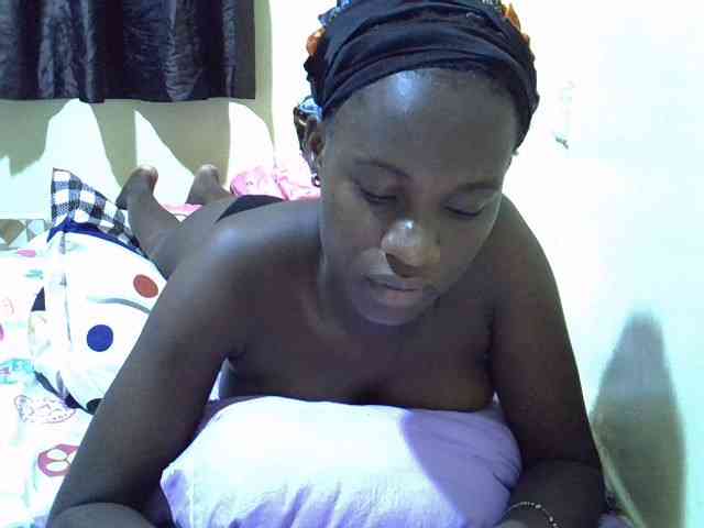 sexxy-maya1 webcam