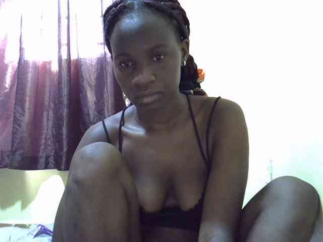 sexxy-maya1