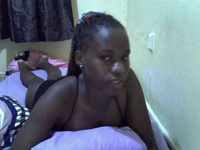 sexxy-maya1 webcam