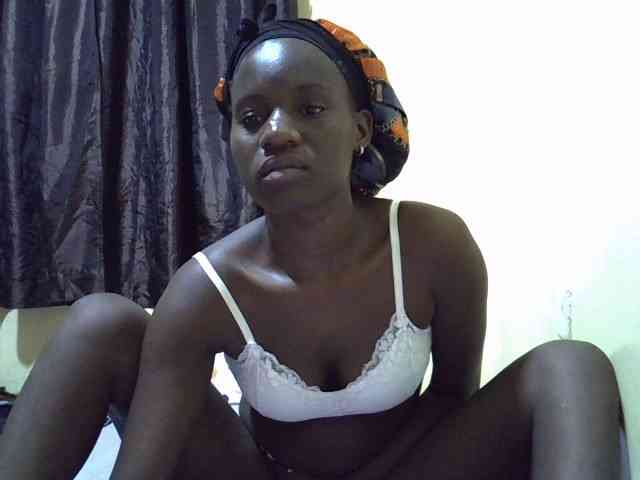 sexxy-maya1 webcam