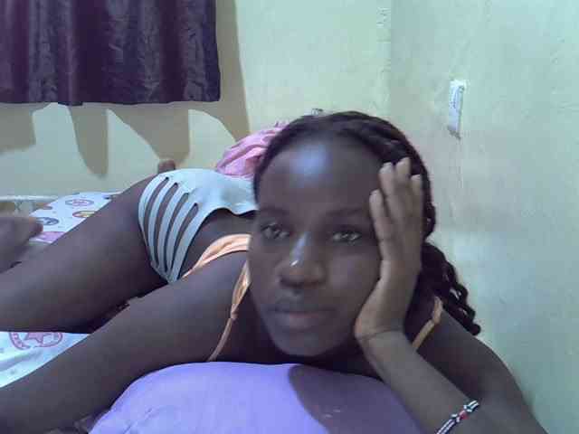 sexxy-maya1 webcam