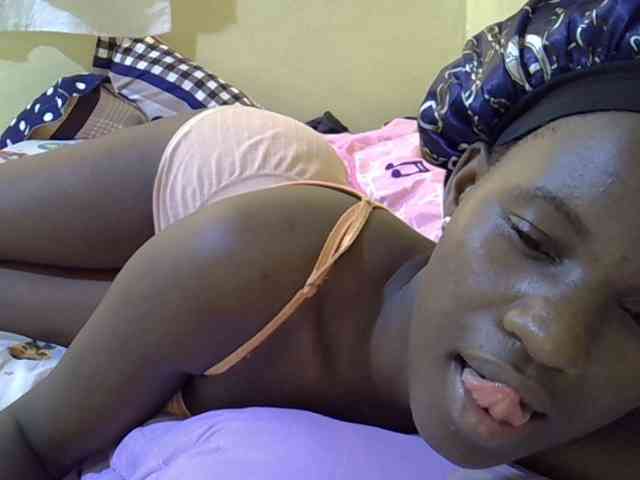 sexxy-maya1 webcam