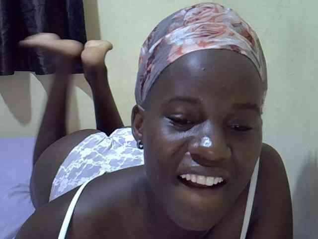 sexxy-maya1 webcam